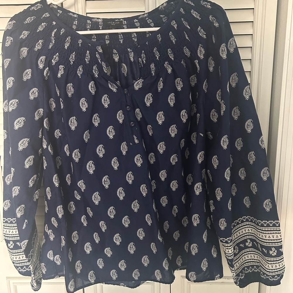 Talbots Petite Navy Top with White Patterns